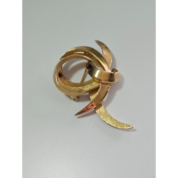 *Sale* Trifari with crown vintage brooch - Picture 7 of 10